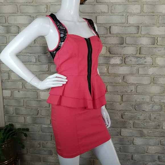 Peplum Dress Size M Black Lace Coral Peach - Picture 3 of 8